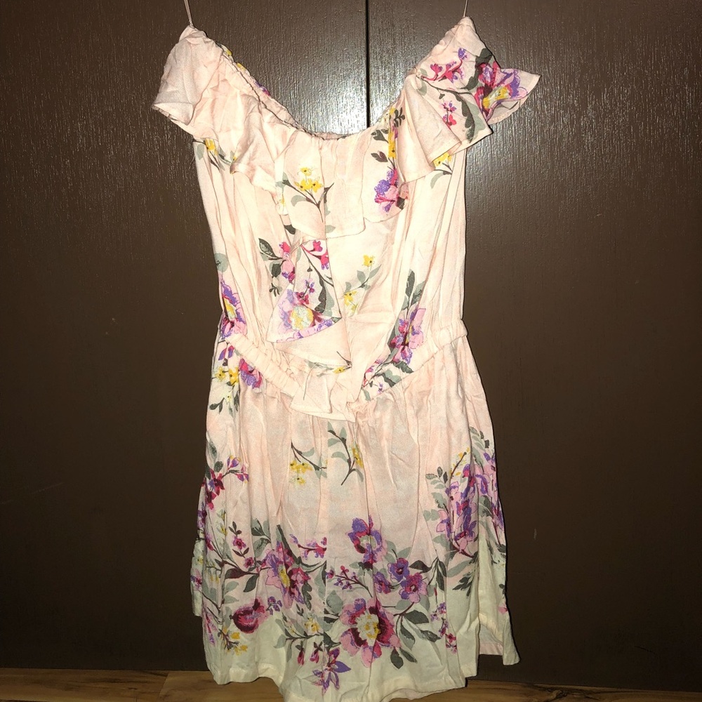 Strapless romper